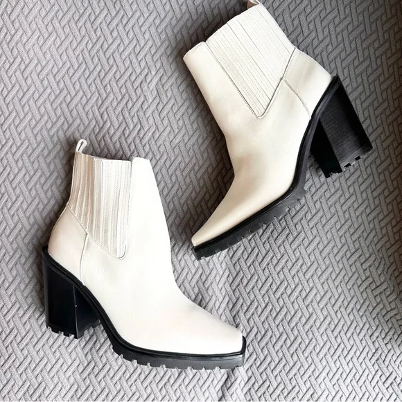 Vince Camuto White Western Ankle Boots with Black Heel - Picture 1 of 11